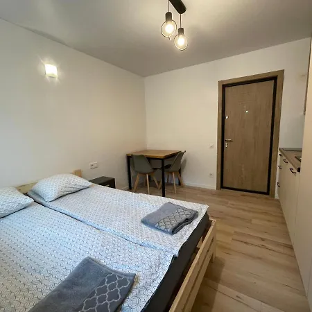Modern In Center I 3 בית הארחה 3*